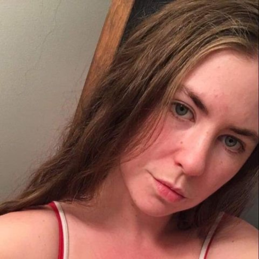 Meet your Posher, Danika